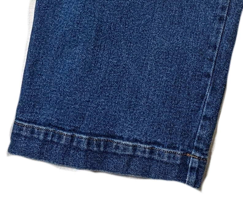 Universal Thread Wide Leg Denim Jumper Size 16 Step into effortless style with the Universal Thread Wide Leg Denim Jumper. This sleeveless, button-front piece in siz