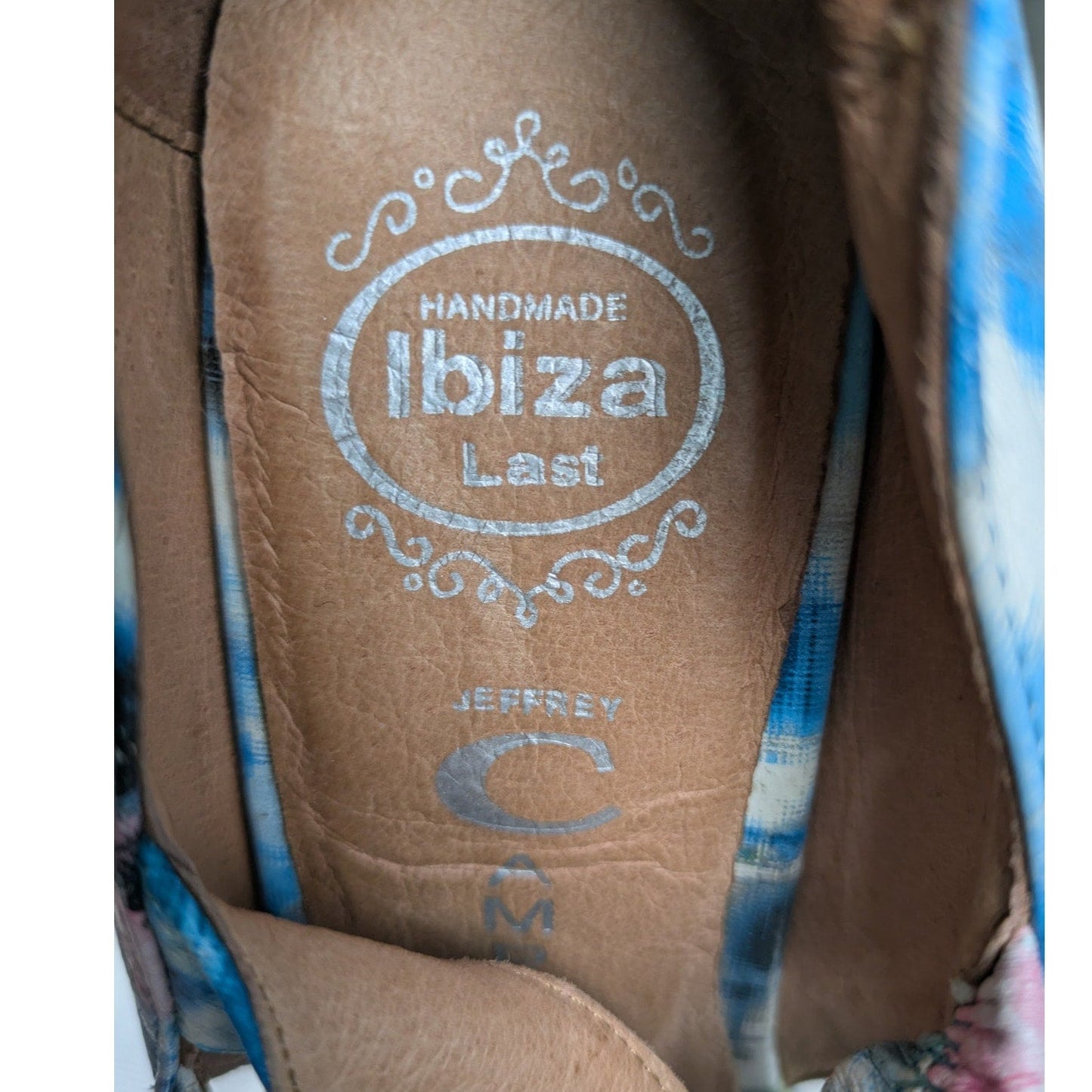 Jeffrey Campbell Seem Platform High Heels Size 6 Step up your style game with these stunning Jeffrey Campbell Seem Platform High Heels! These shoes are in great cond