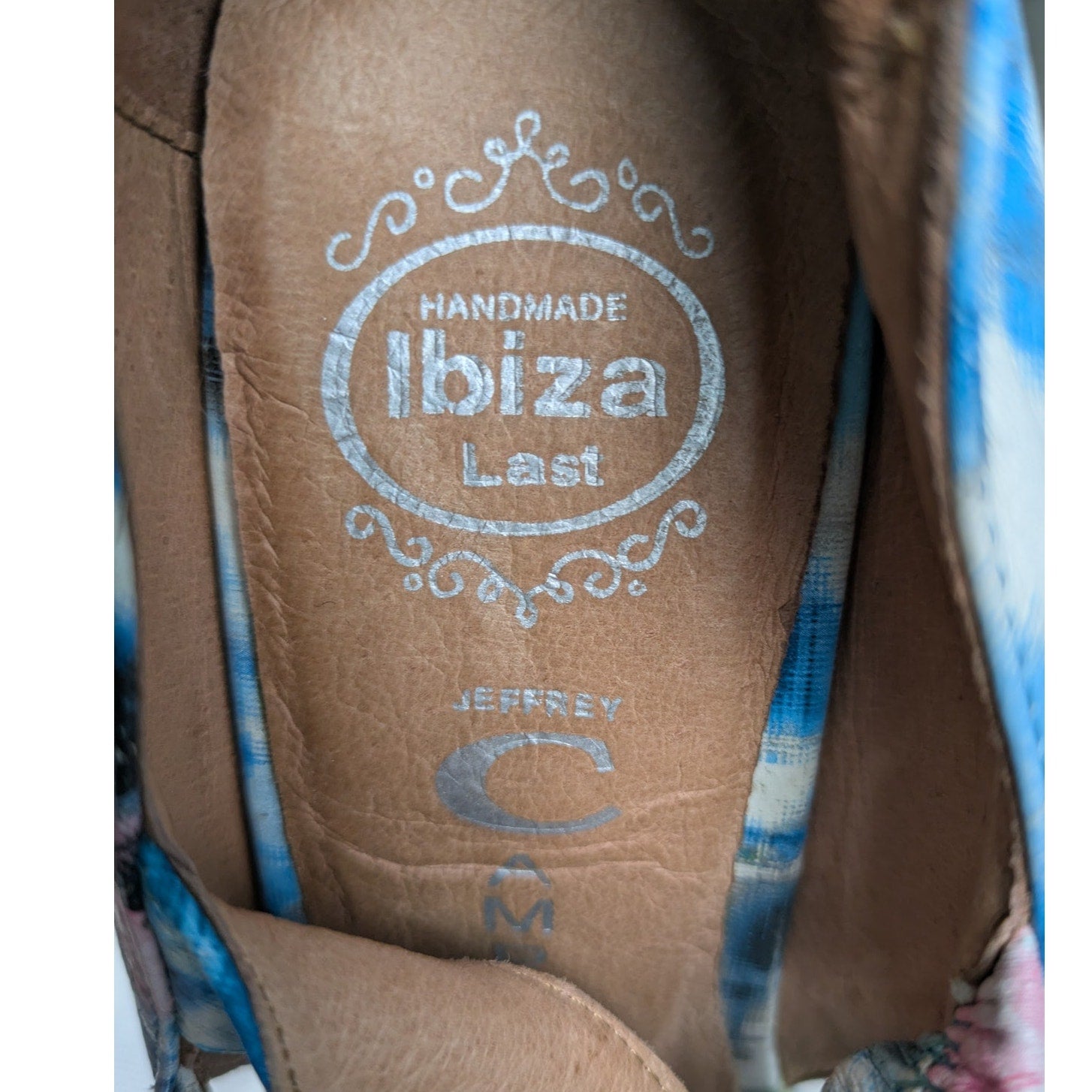 Jeffrey Campbell Seem Platform High Heels Size 6 Step up your style game with these stunning Jeffrey Campbell Seem Platform High Heels! These shoes are in great cond