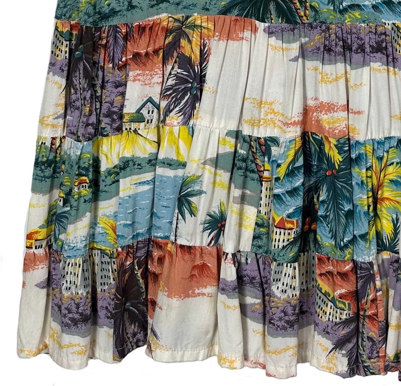 Faith Dress Faith Short Sleeve Tropical Print Tiered Dress Look no further for your next stylish summer dress! Our Faith short sleeve tropical print tiered dress wit
