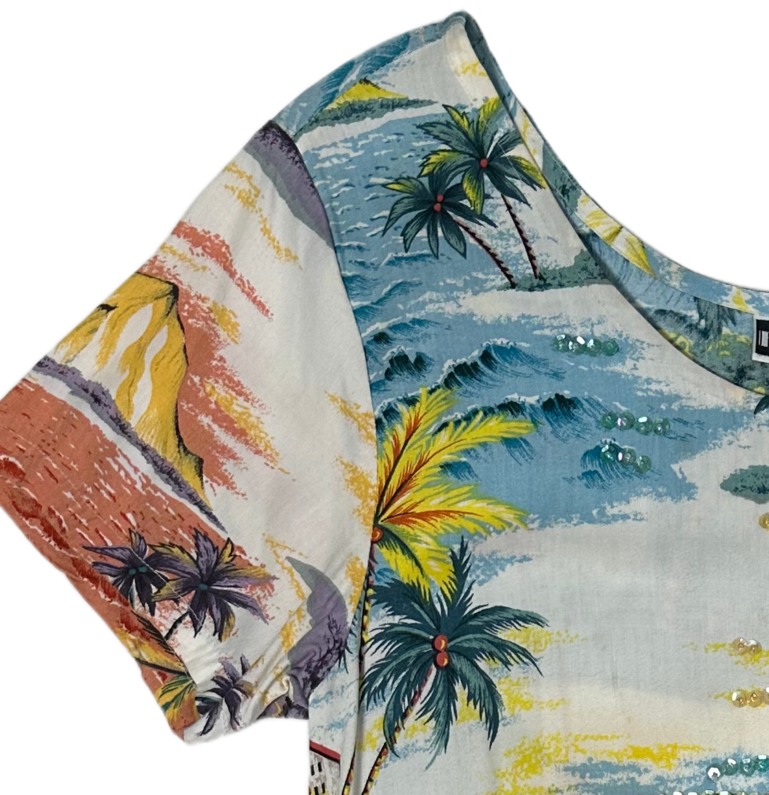 Faith Dress Faith Short Sleeve Tropical Print Tiered Dress Look no further for your next stylish summer dress! Our Faith short sleeve tropical print tiered dress wit
