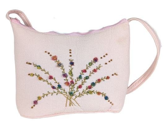 Vintage Pink Fabric Beaded Handbag - Unbranded Stylish floral design.PurseVintage Pink Fabric Beaded Handbag - UnbrandedVintage Pink Fabric Beaded Handbag - Unbranded