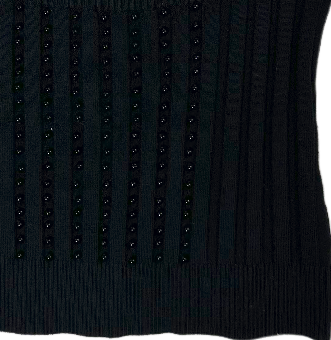 Wayne Rogers Black Silk Knit Beaded Tank Stay chic and cool with Wayne Rogers' black silk beaded tank, crafted from luxuriously lightweight silk knit, adorned with d