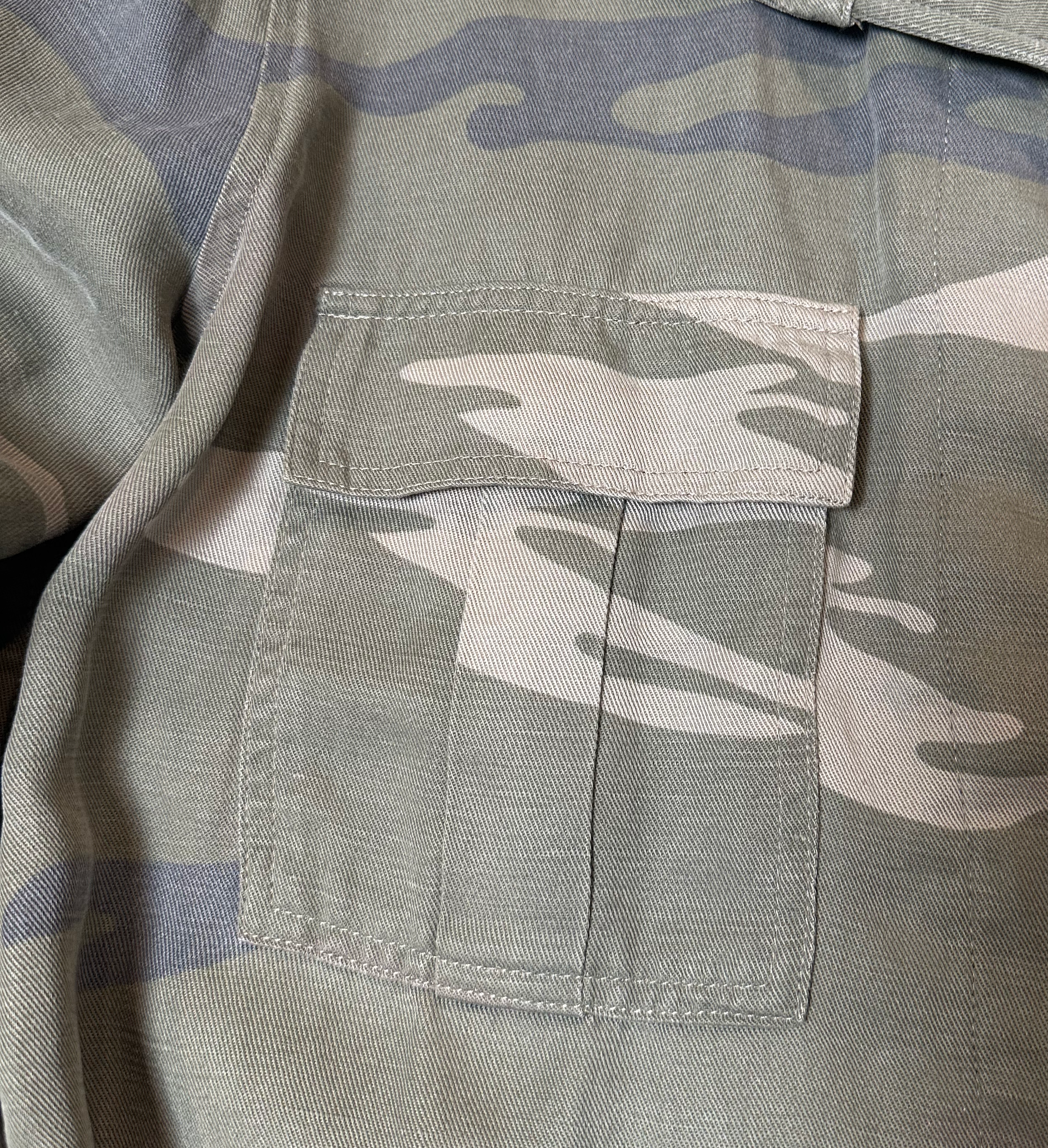Rails Maverick Sage Camo Military/Bomber Style Jacket women's size S