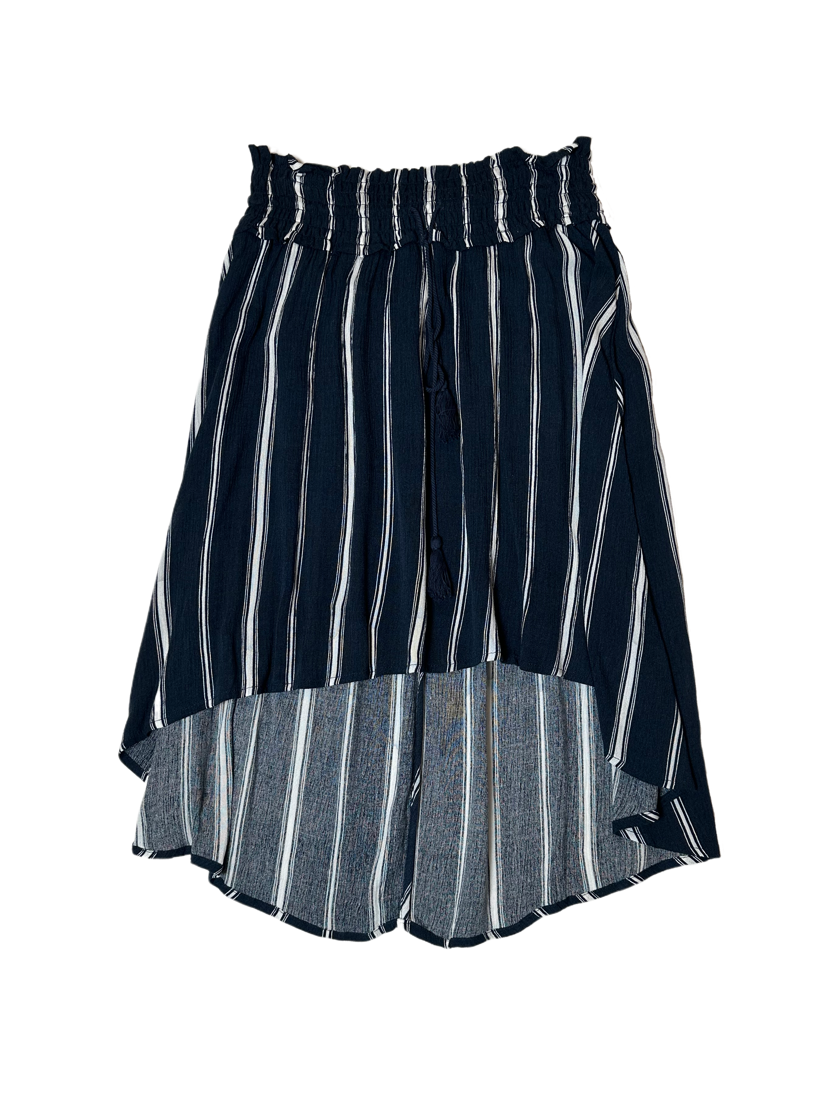 Cotton-On Short High Low Navy Blue & White Stripe Skirt pattern on lightweight fabric. Its high-low hem and elastic drawstring waistline make it the perfSkirtsCotton-On Short High Low Navy Blue & White Stripe SkirtShort High Low Navy Blue & White Stripe Skirt