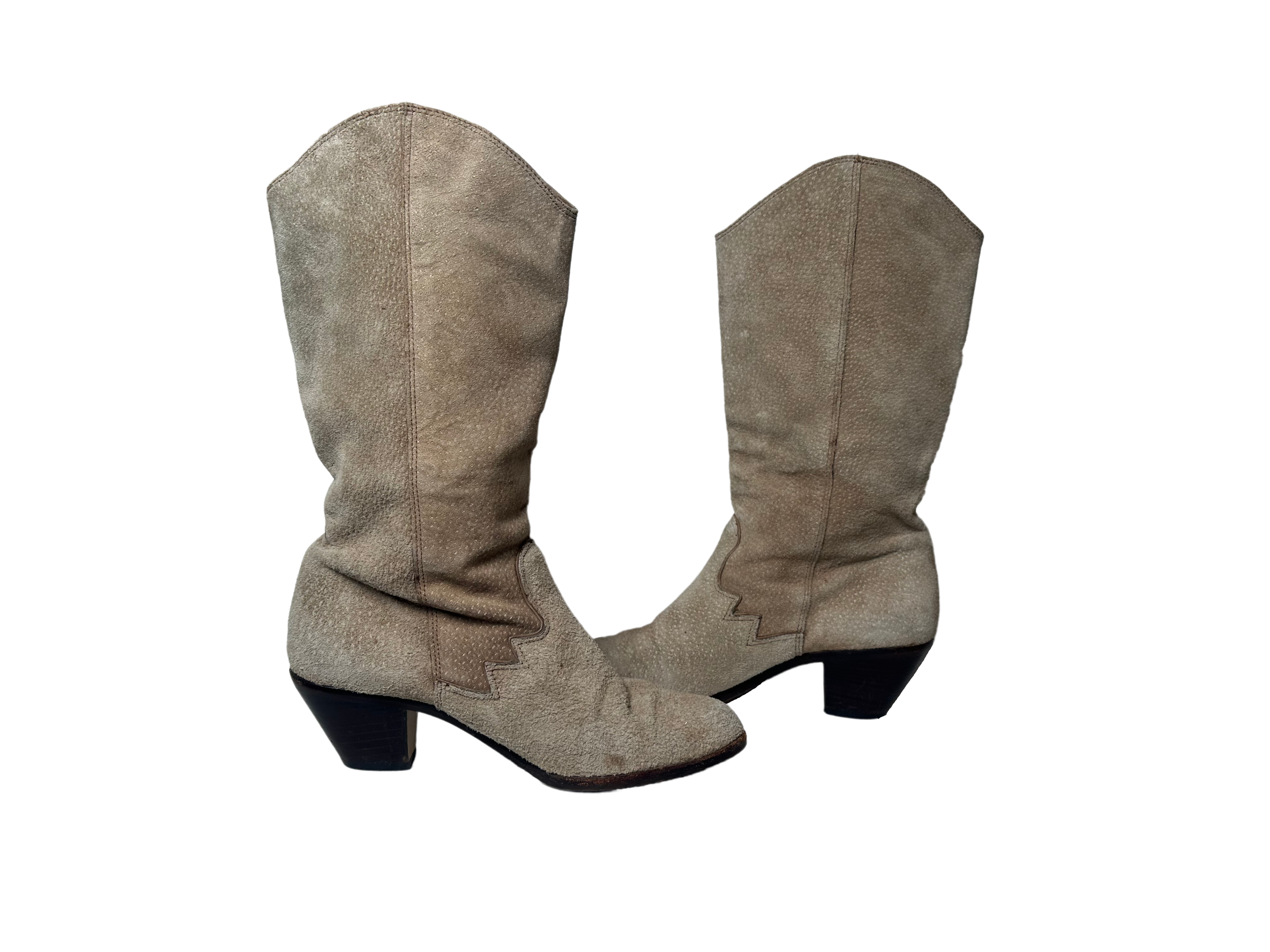 Etienne Aigner Vintage Tan Suede Boots Size 7 Score a vintage find with these well-loved Etienne Aigner boots. Made in Brazil with supple suede, they're the perfect 