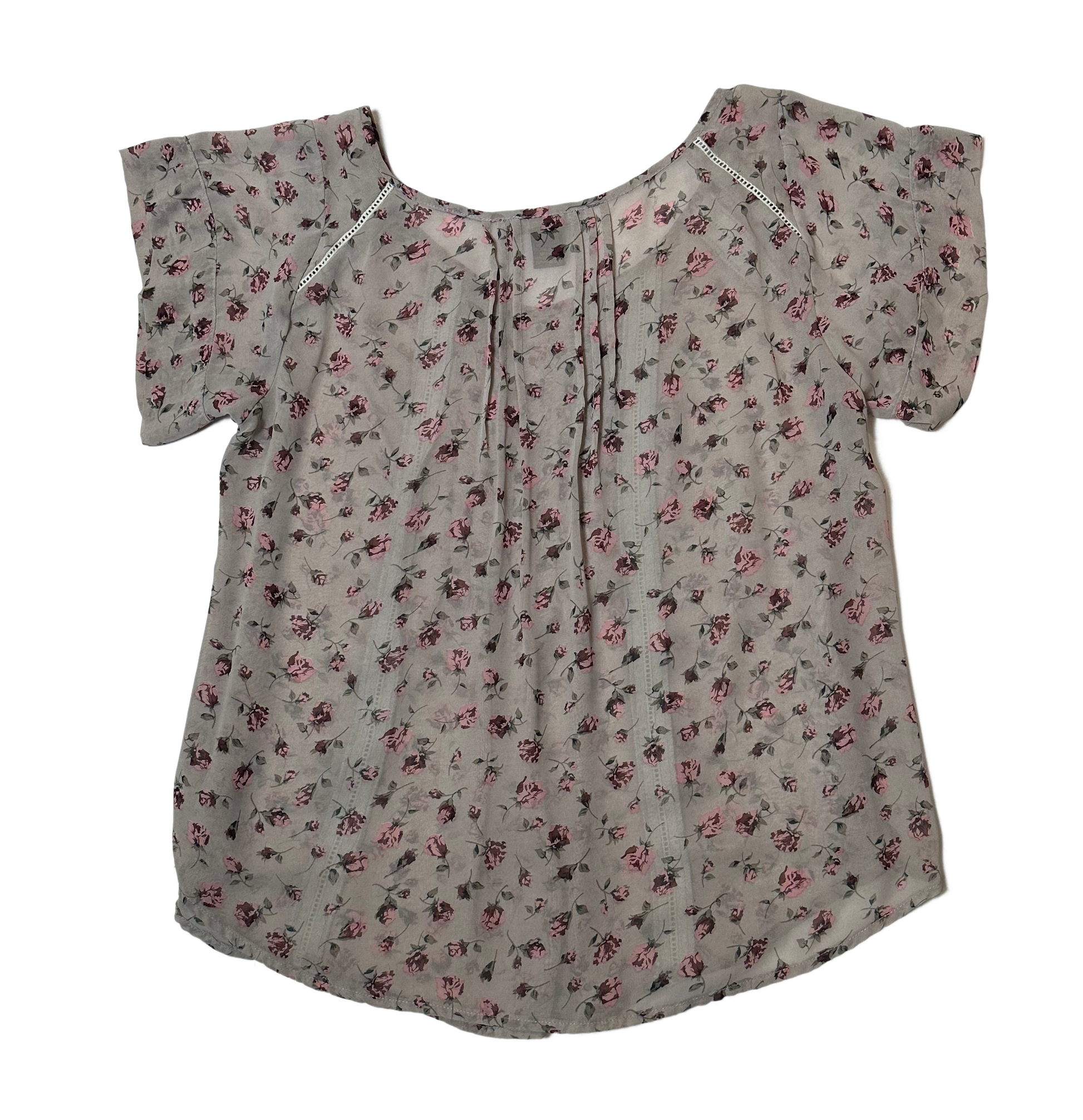 The dmbm taupe short sleeve blouse is perfect for any occasion. Crafted from semi-sheer material with delicate crochet details and front and back pleats, this blouseBlousedmbm Taupe Short Sleeve Blouse with Delicate Floral Printdmbm Taupe Short Sleeve Blouse