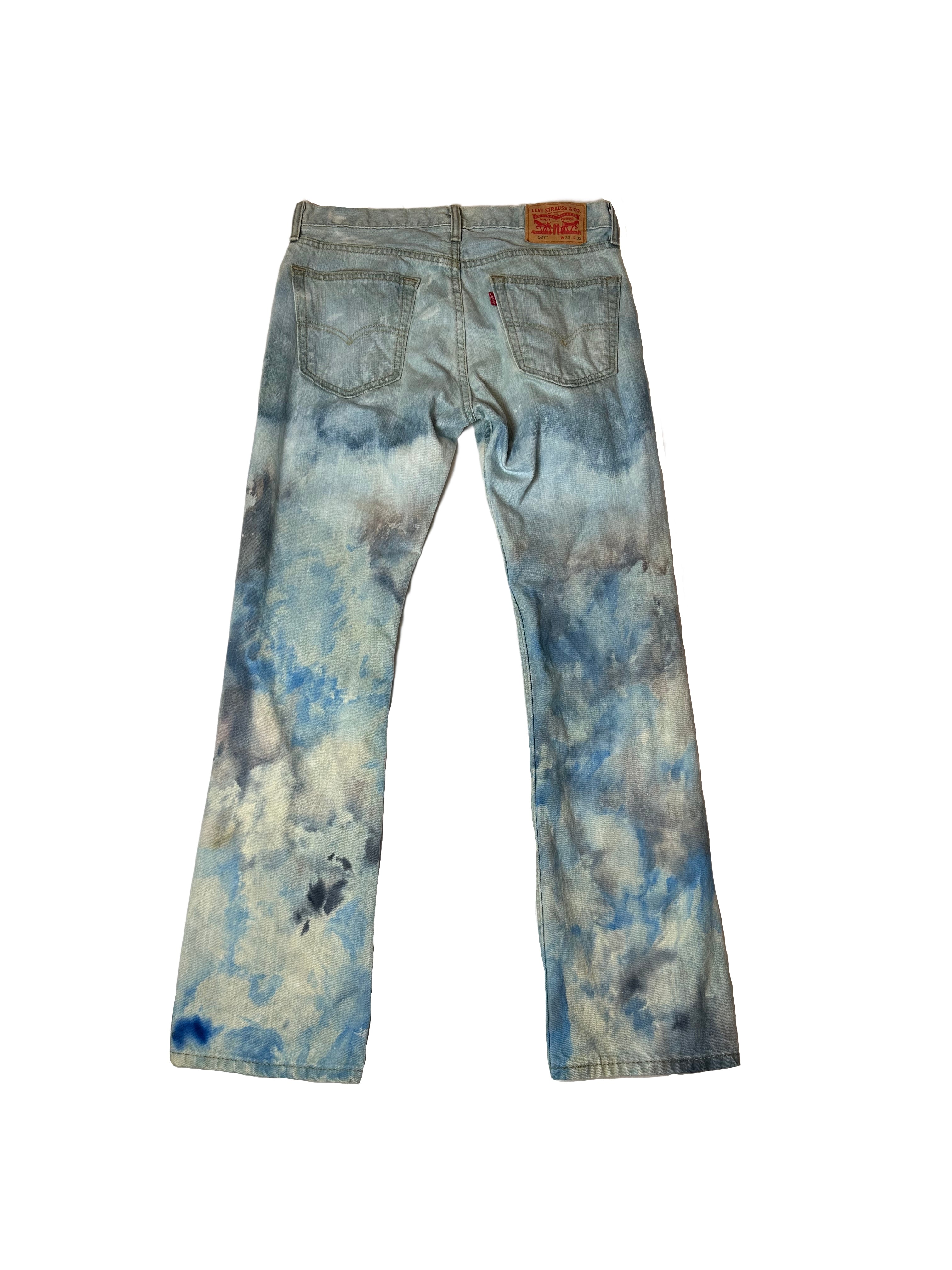 REFRESHED - Levi's 527 Hand Dyed Denim Jeans Size 33 x 32 Elevate your style with REFRESHED 527 Levis Hand Dyed Denim Jeans. The unique hand dyed process gives each