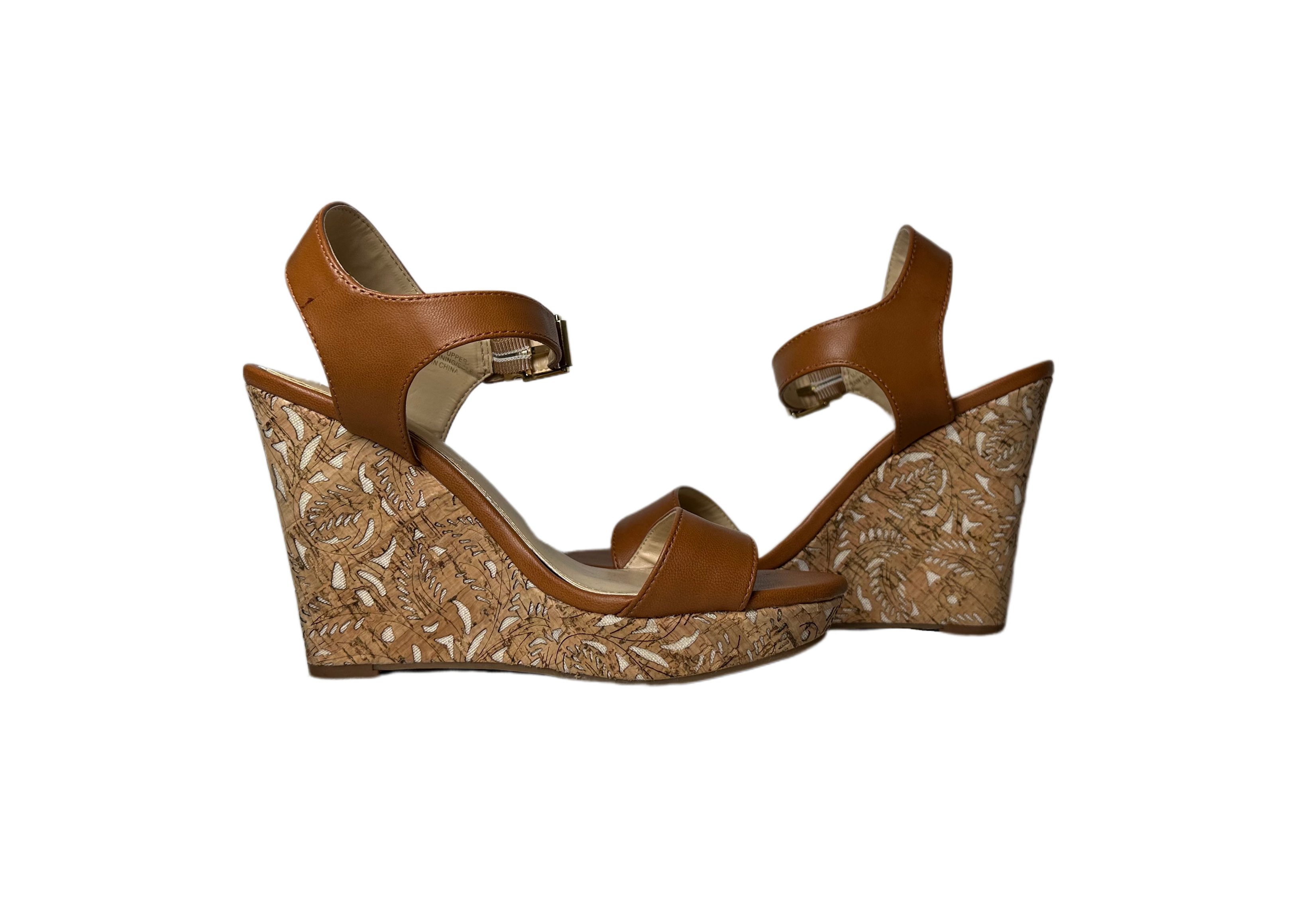 Jessica SimpsonComplete your look with the Jessica Simpson Cork Cut Out Wedge. This beautiful sandal features an elevated wedge shape with a decorative cork overlay, and a classic ShoesJessica Simpson Cork Cut Out Wedge with Brown Ankle Strap - EUCJessica Simpson Cork Cut