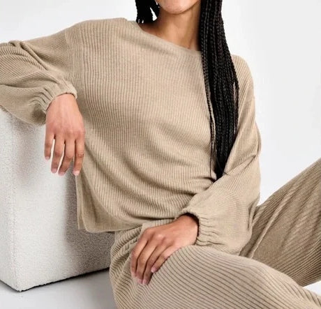 Splendid Georgie Cashblend Rib Sweater Size XL Get ready to experience sweater dressing in a whole new light. The Georgie Rib Sweater is topped with a fabulous bubbl