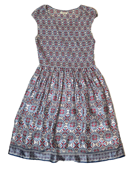 Max Studio Cap Sleeve Crew Neck Short Semi Sheer Printed Dress Size XL Get ready to turn heads in the Max Studio dress with cap sleeves! With a semi sheer fabric, el