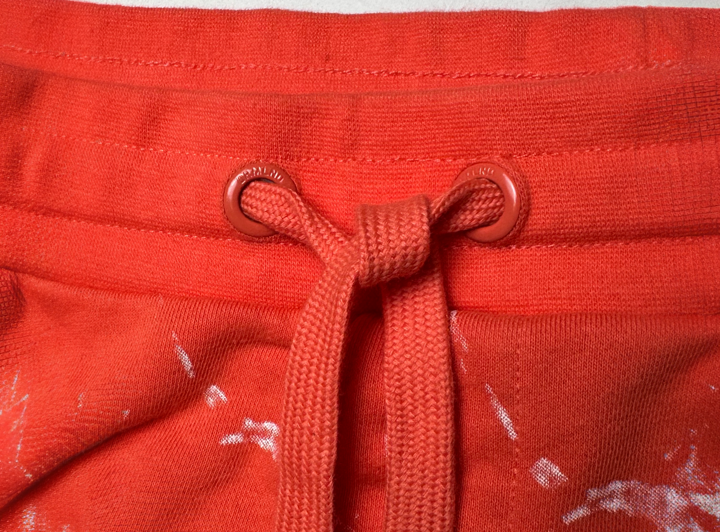 Dreamland Fleece Shorts with White Graffiti Print and Pockets-Men's XL EUC