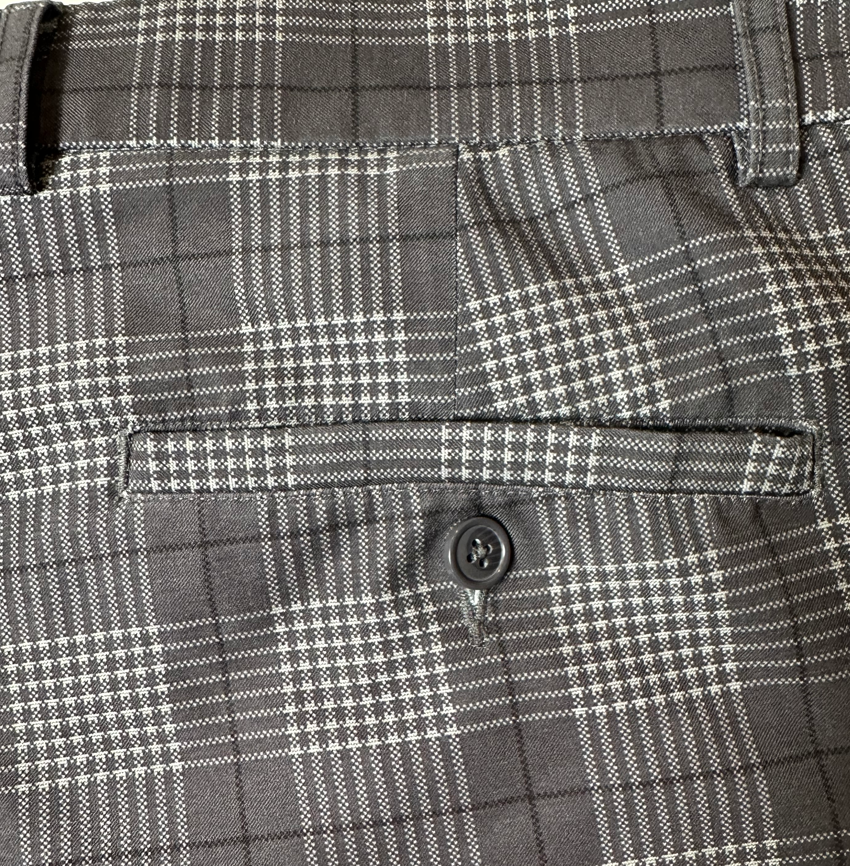 Pebble Beach Performance Men's Grey and Black Plaid Golf Shorts size 38