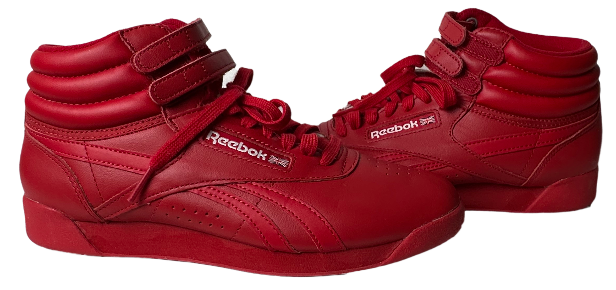 Reebok Women’s Freestyle Hi M43399 Red Leather Shoes Sneakers Size 7.5 Add some fiery fun to your shoe collection with these red hi-top sneakers. With a retro design