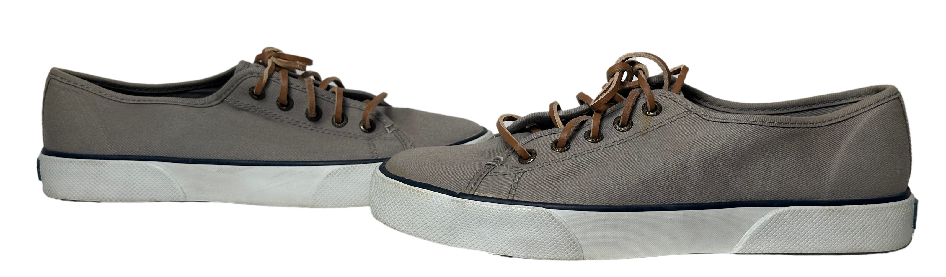 Sperry Grey Pier View Boat Shoes Size 6 1/2  Float into fun with the Sperry Grey Pier View Boat Shoes. With leather laces and a size 6 1/2, these boat shoes are perf