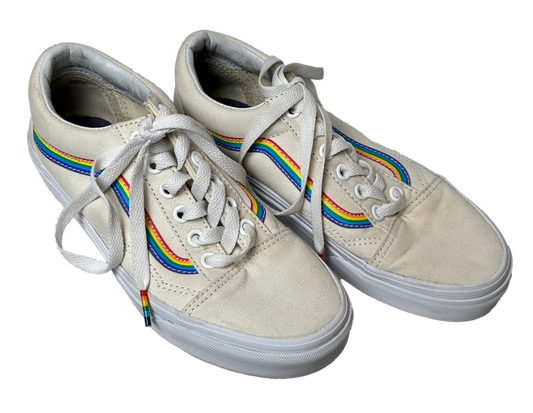 Vans Limited Edition Old Skool Rainbow Skate Sneaker Shoes Size 6 Get ready to skate with the Vans Limited Edition Old Skool Rainbow Skate Sneakers! These kicks feat