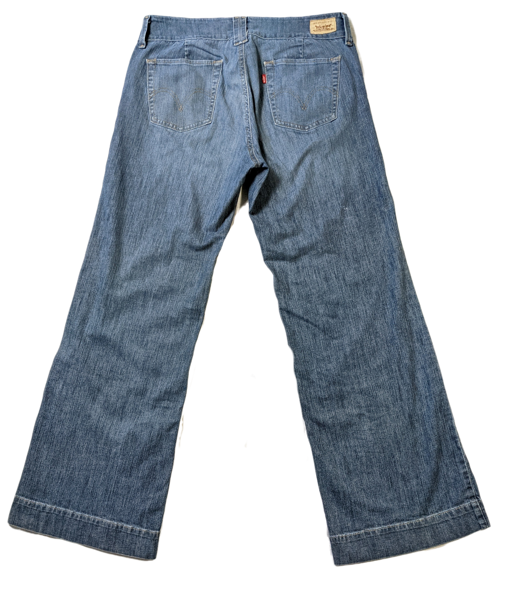 Levi's Wide Leg 545 Jeans Another great pair of jeans from Levi's - this time a pair of wide legs!  They are hot right now!