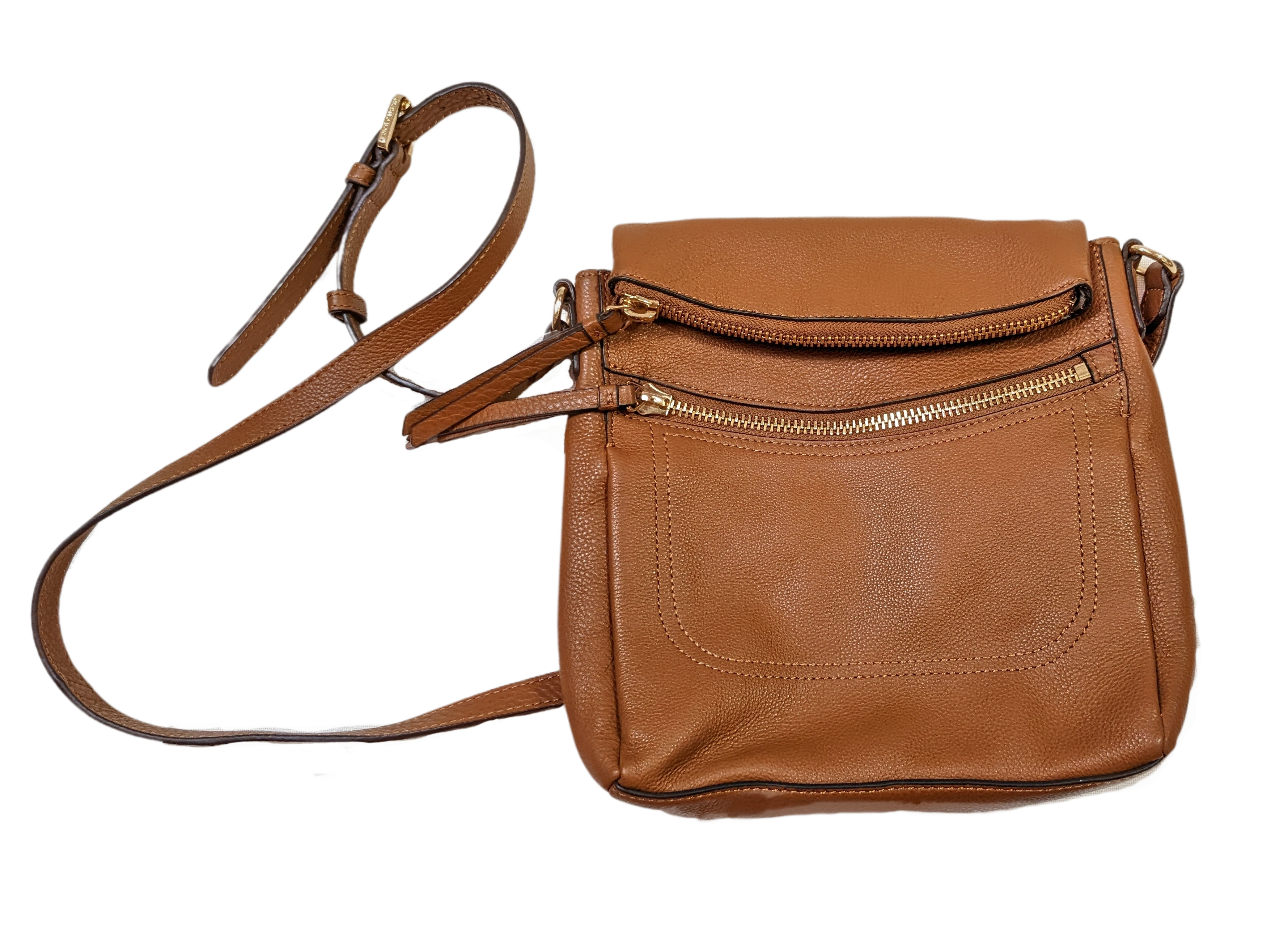 Vince Camuto Tan Leather Crossbody bag  Perfect everyday handbag!   Lots of pockets to stash all your things, and an adjustable strap for shoulder or crossbody use!