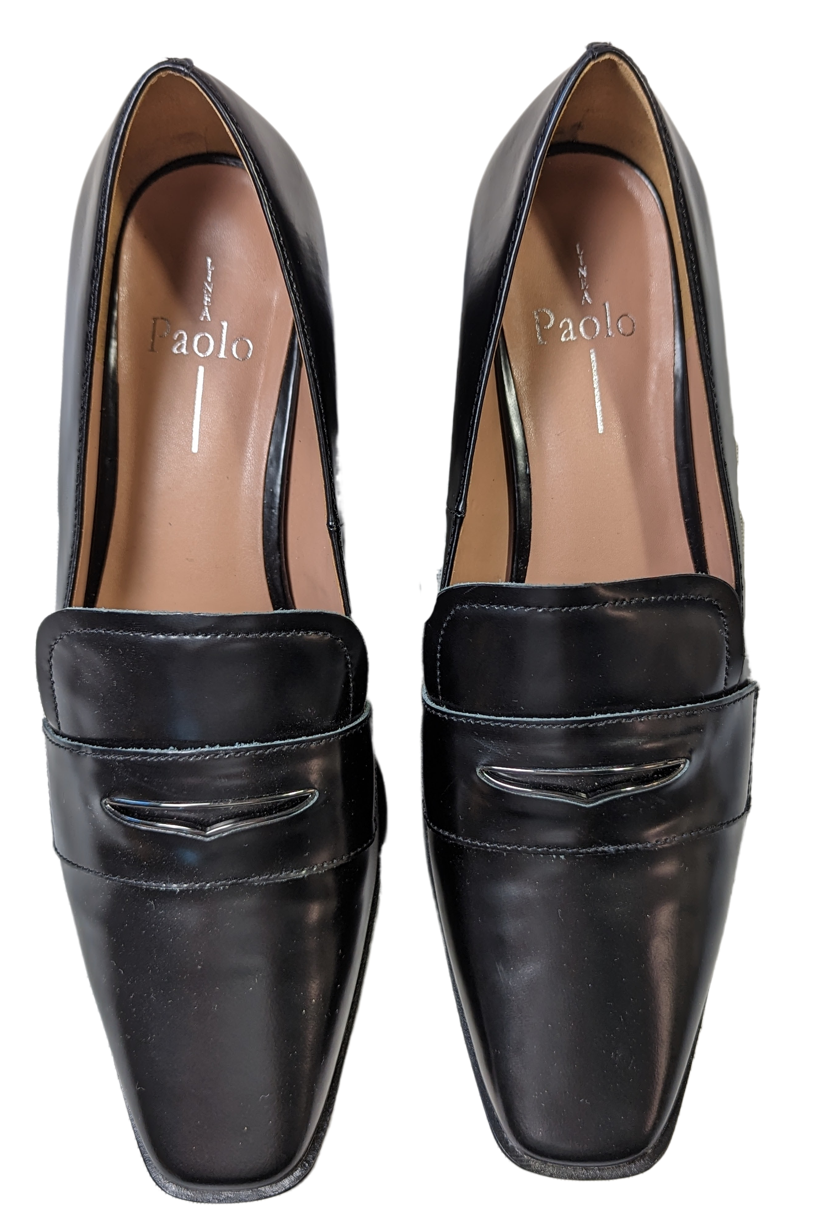 Linea Paolo Miramar Black Leather Penny LoafersWhat a beautiful pair of shoes.  These will go with a cute skirt and knee highs or a great pair of jeans!  They are like new, without a mark on them.