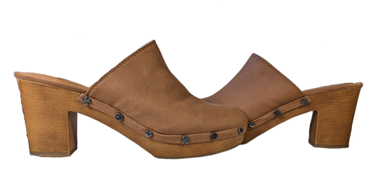 Lucky Brand Platform ClogsWhat a cute pair of clogs!  The detailing of the studs, with different designs on each one, is so stylish.  These work with jeans or skirts, or whatever you want to 