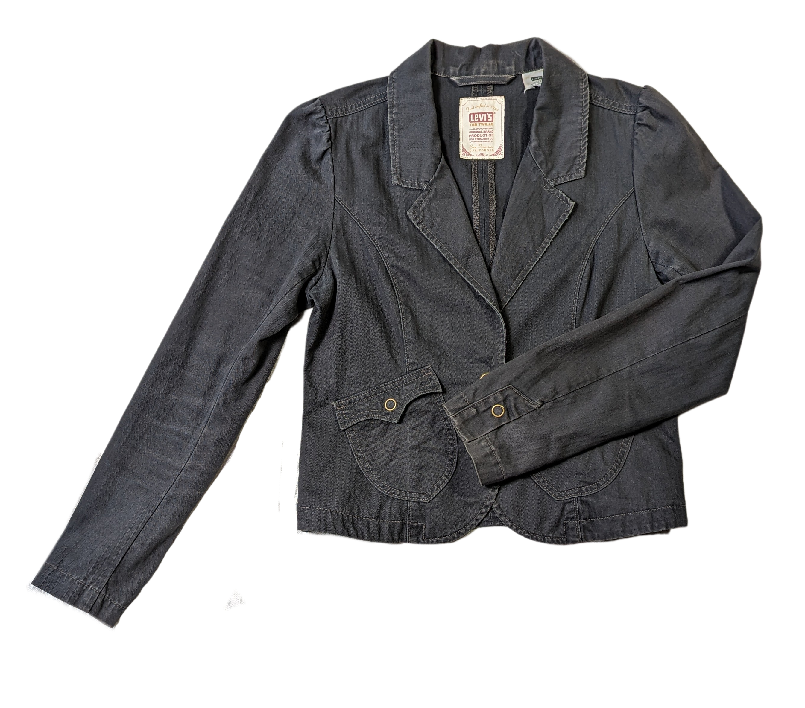 Levi's Faded Black Denim Blazer A good blazer can be worn with so many things, and it elevates your look!  This blazer has such great style.  You can wear it with jeans and a cute t-shirt, or add i