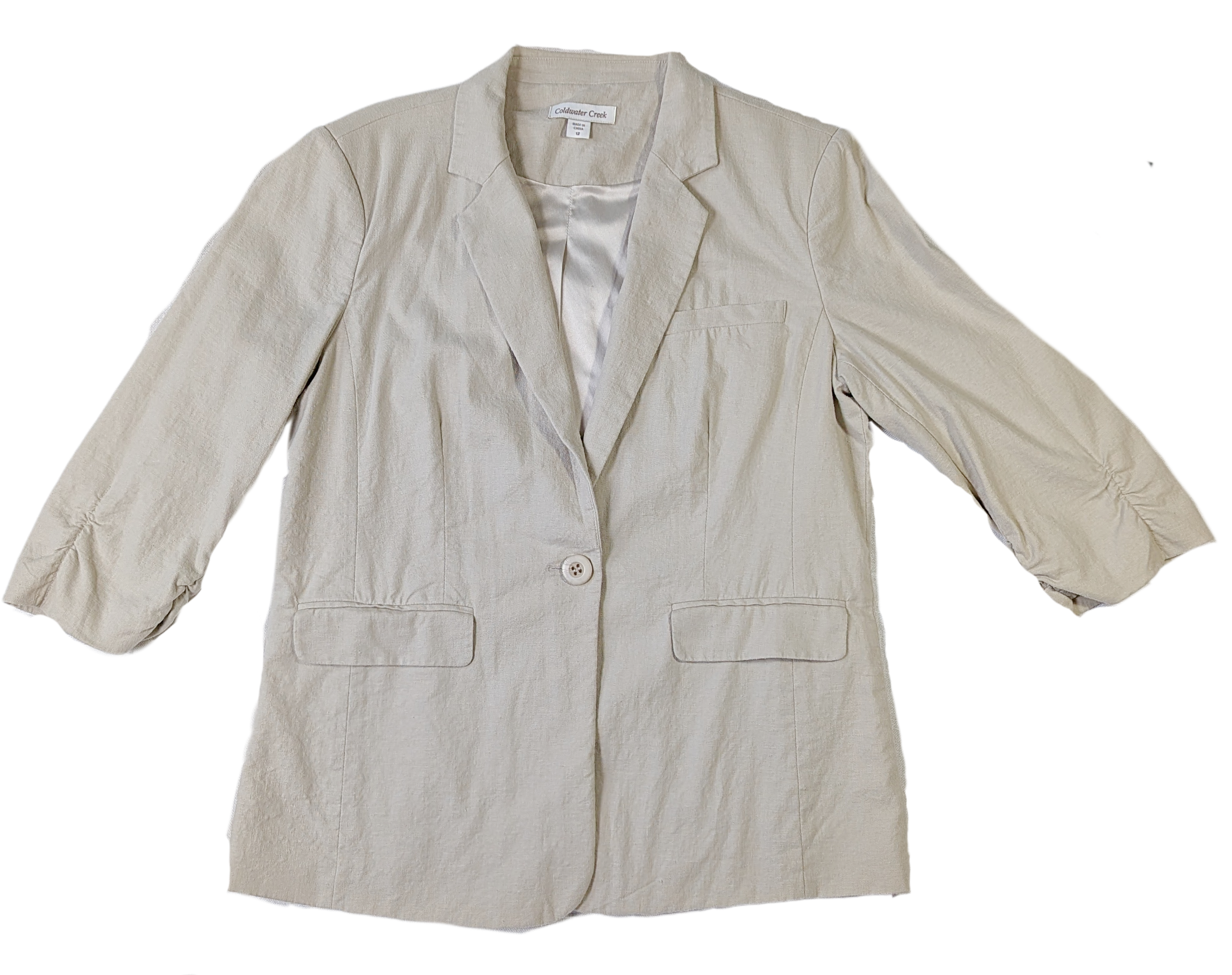 Coldwater Creek Blazer with Ruched SleevesBlazers are a great way to elevate your style.  This one is a great example of one that can go from casual to dressy.  You make the choice!
 