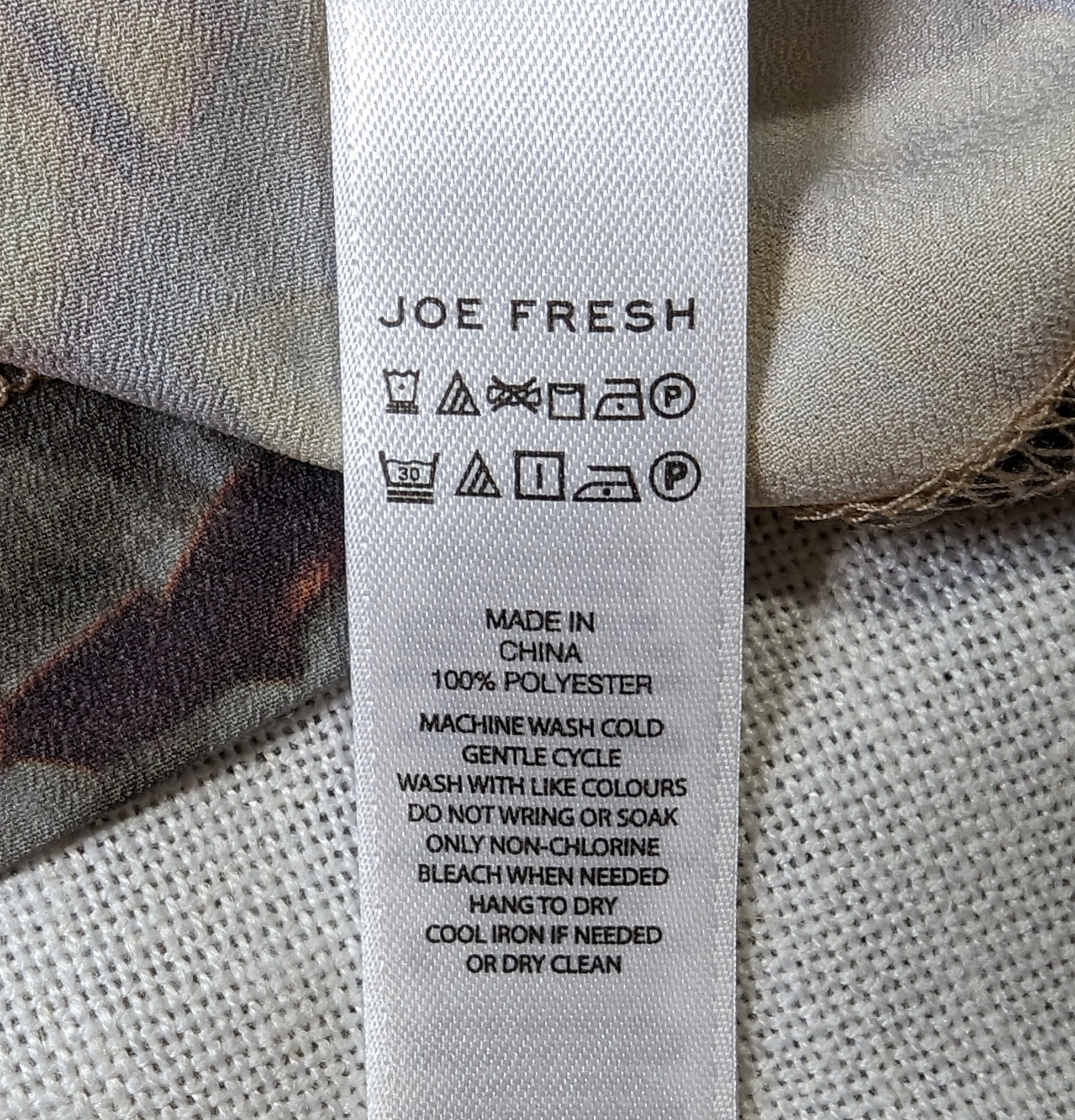 Joe Fresh Floral Print Sheath DressWhat a cool print!  It is so colorful! And this dress has pockets!  You can't go wrong.  You will love adding this to your wardrobe!