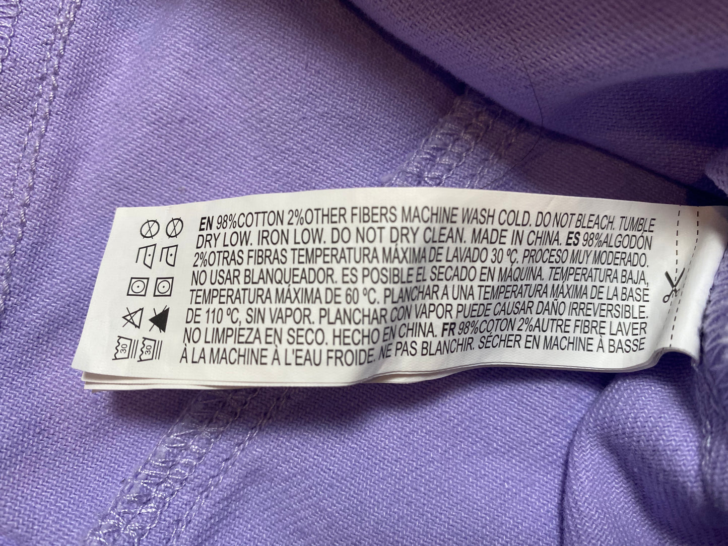 Forever 21 Lavender Crop Denim JacketLove this jacket! It's the ideal color to wear in any time of the year!
Pair this with a plaid shirt, jeans and boots, or a sundress and espadrilles. 