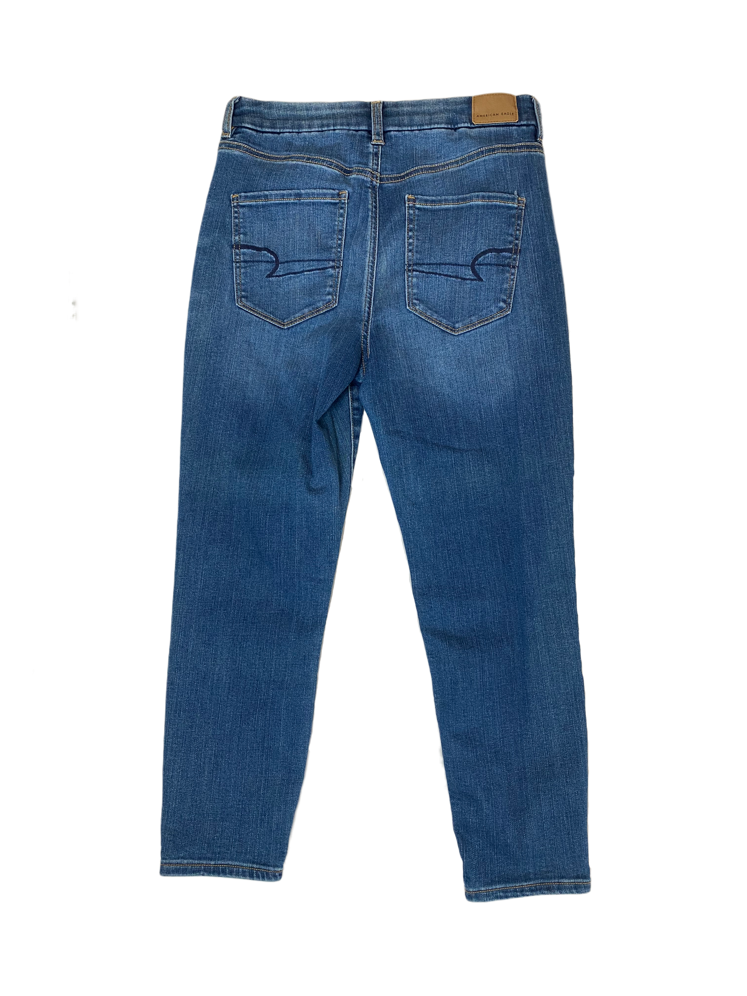 American Eagle Ne(x)t Level Stretch JeansThese are the perfect shade of blue to wear dressy or casual. Pair with flats and a flowy top of an easy day out, or heels for a night out.