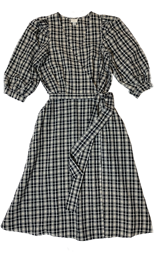A New Day Black and Cream Gingham Faux Wrap Dress – Stylish and Comfortable Outfit