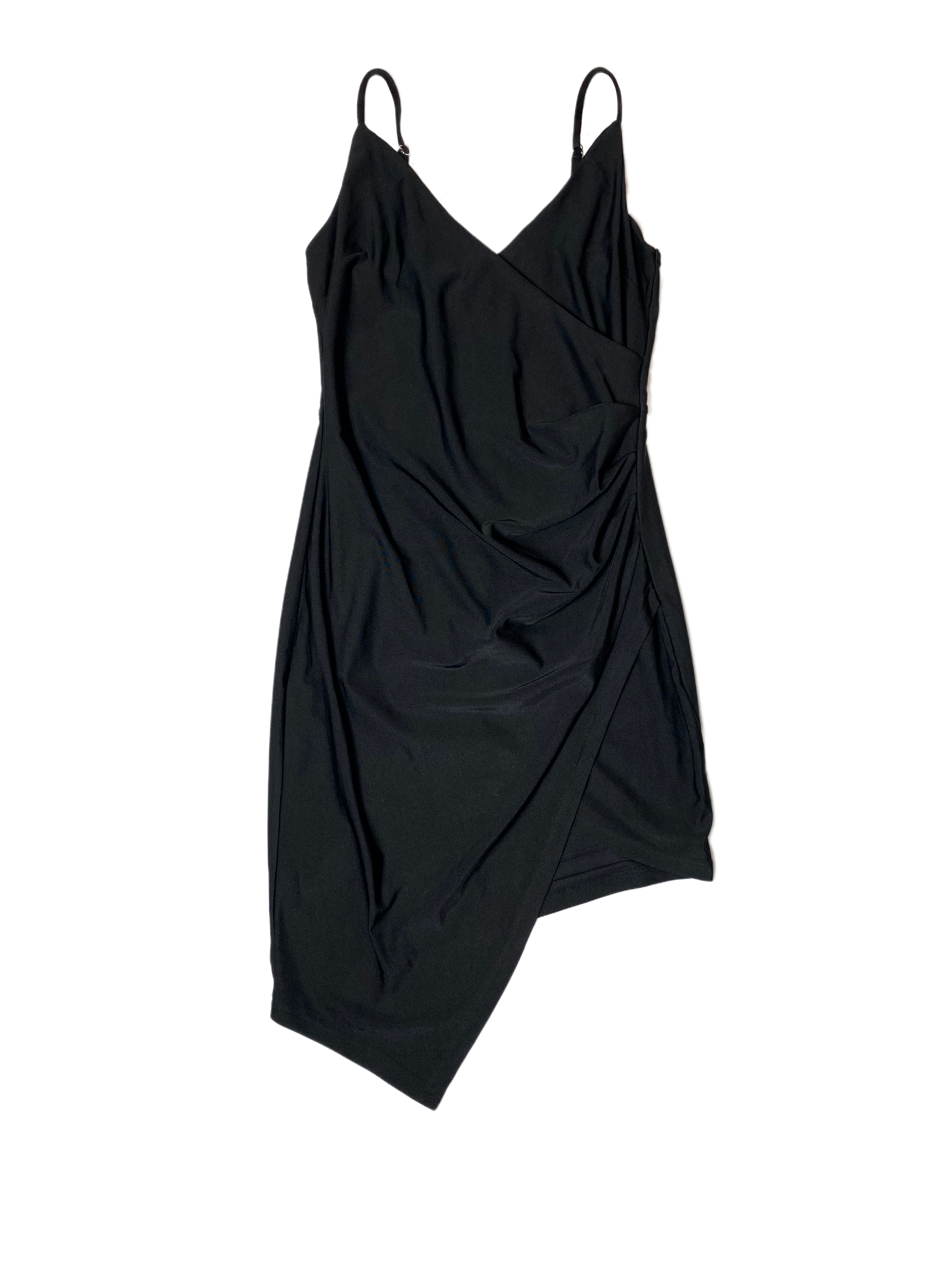 Forever 21 Black Cocktail DressLook stunning in this fashion forward cocktail dress. Just add those perfect heels and a touch of bling and you're set to go!
