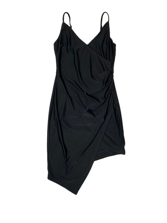 Forever 21 Black Cocktail DressLook stunning in this fashion forward cocktail dress. Just add those perfect heels and a touch of bling and you're set to go!