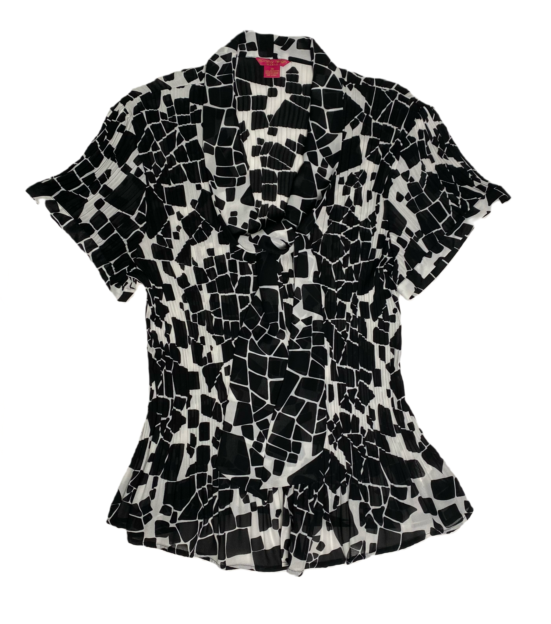 Sunny Leigh Womens black and white blouse a striking fusion of profess