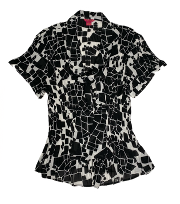Sunny Leigh Womens black and white blouse a striking fusion of profess