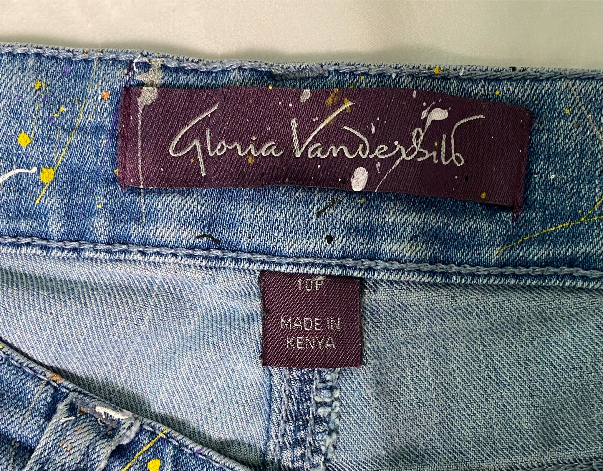 REFRESHED- Gloria Vanderbilt Hand Painted & Distressed Cropped Denim Jeans  Get groovy with these REFRESHED Gloria Vanderbilt Cropped Denim Jeans! Hand painted with