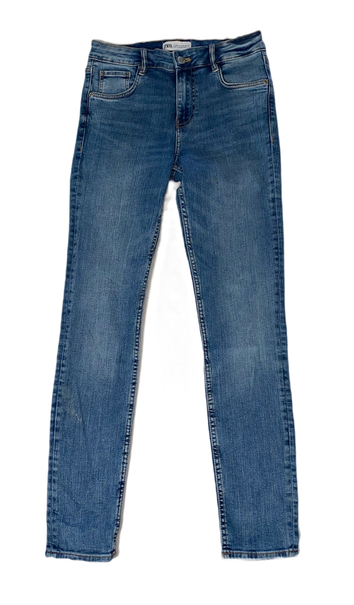 Zara Faded Denim Straight Leg Jeans Faded blue 5 pocket denim straight leg jeans.