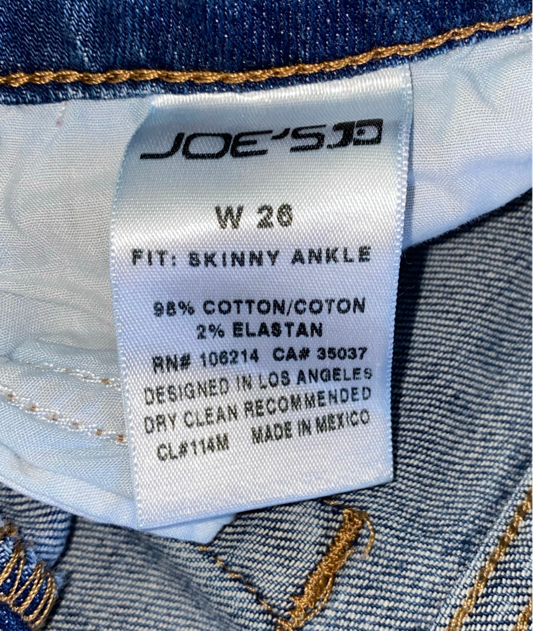 Joe's Jeans Skinny Ankle Denim Faded blue, 5 pocket skinny ankle denim jeans.