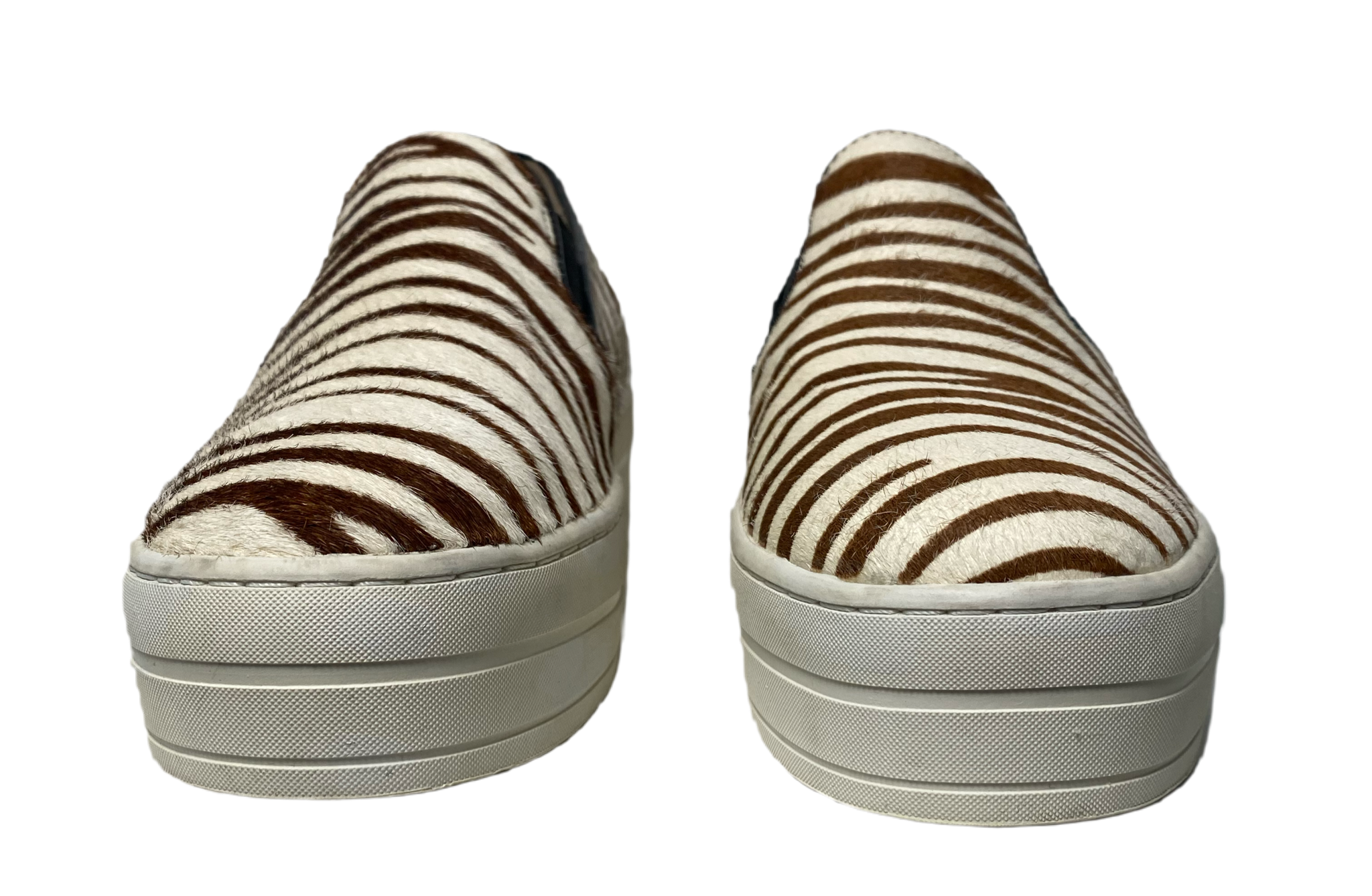 Sketchers Street Rise Fit Zebra Stripe Sneakers Get ready to roar with these Sketchers Street Rise Fit Zebra Stripe Sneakers! With their playful zebra print and perf