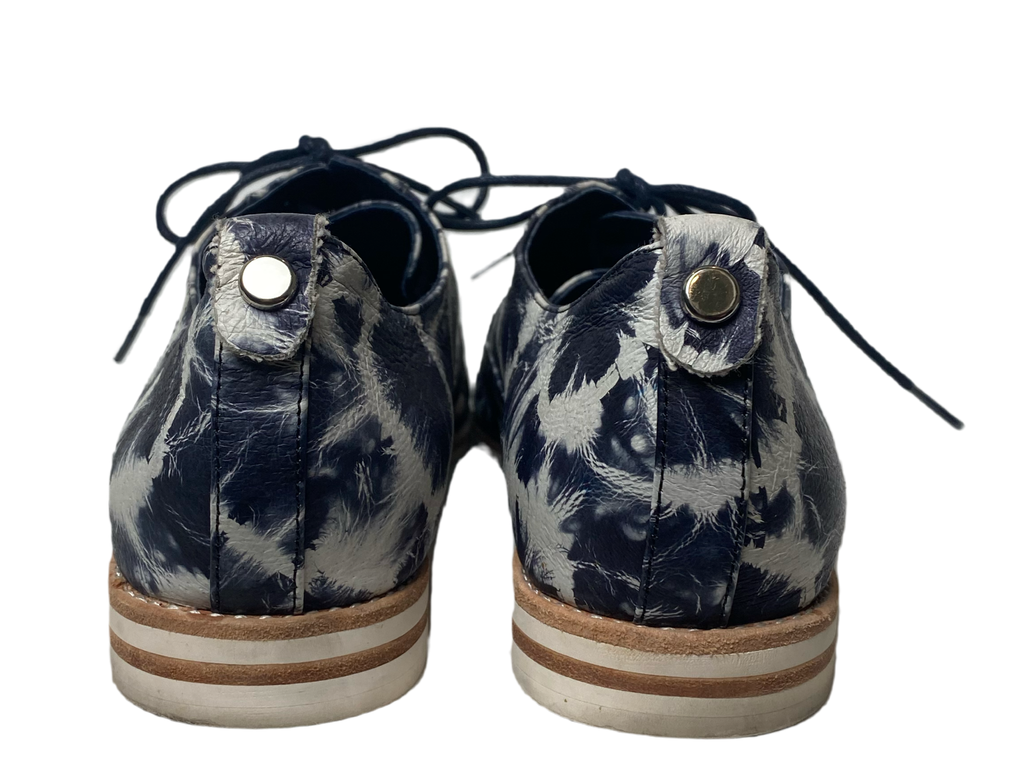 Black Sheep Empire LEE Blue & White Oxford LoafersBlack Sheep Empire blue &amp; white loafers. 

Navy tie-dye leather upper
Navy leather lining
4mm insole padding 
Leather and white rubber soles
Blue waxed cotton la