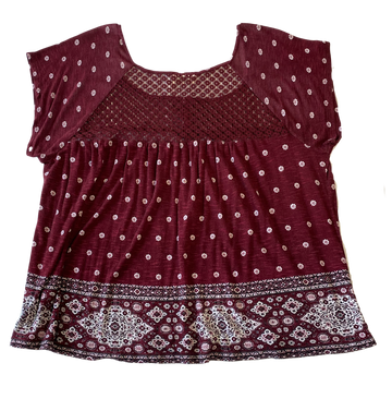 Bobbie Brooks Short Sleeve Crochet-neck Top Size 2x  Add a touch of fun to your wardrobe with the Bobbie Brooks Short Sleeve Crochet-neck Top! This playful top featu