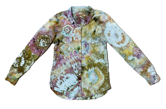 REFRESHED- Young Hearts Run Free Hand Dyed ShirtRefreshed - Custom hand dyed Young Hearts Run Free button front rayon blouse.
This one of a kind blouse would look great on it's own, or as an accent over a tank top
