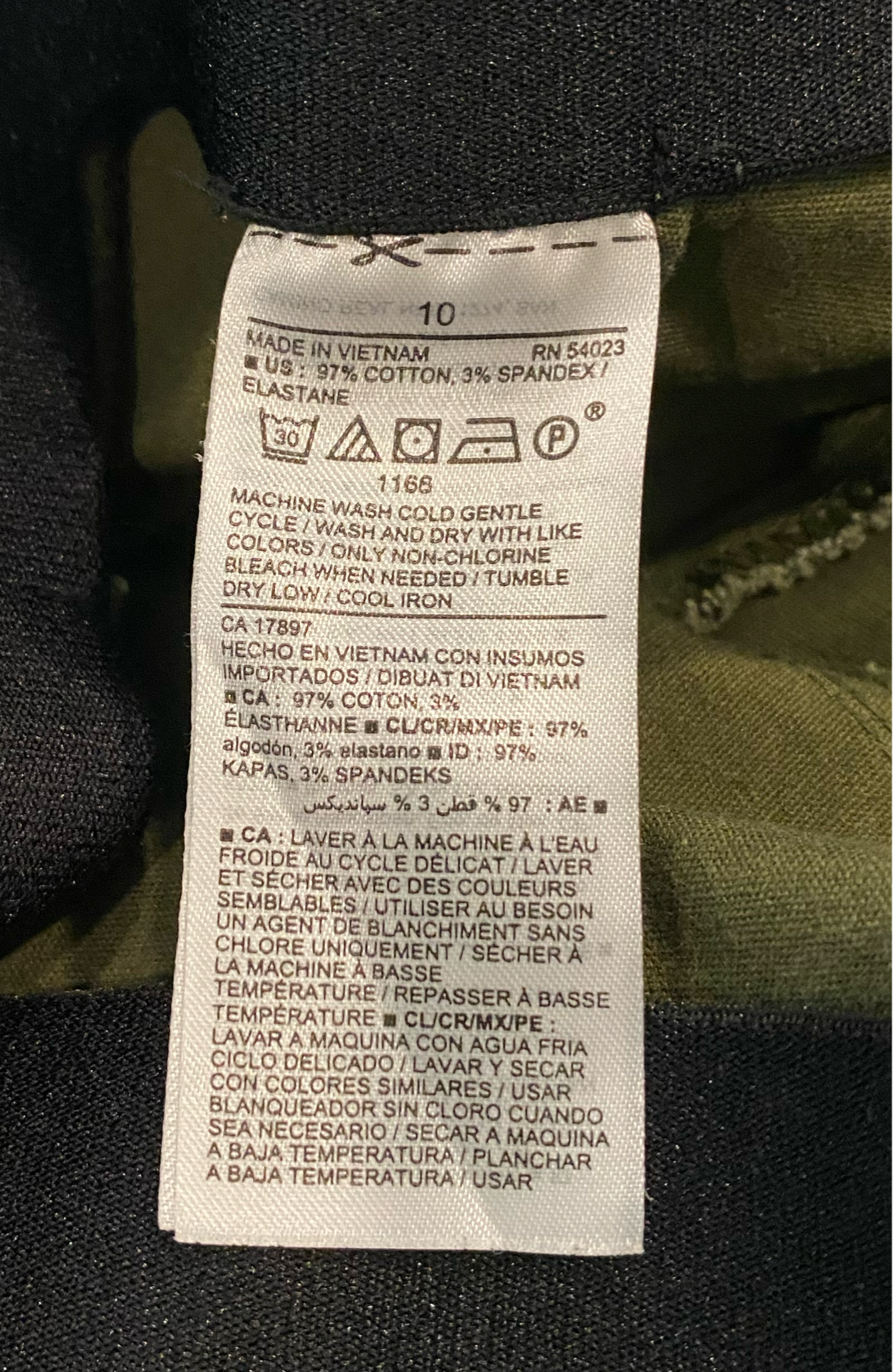 Old Navy Olive Green Side Zip Pants Size 10  The Old Navy Olive Green Side Zip Pants in size 10 are a must-have addition to your wardrobe. With a convenient side zip