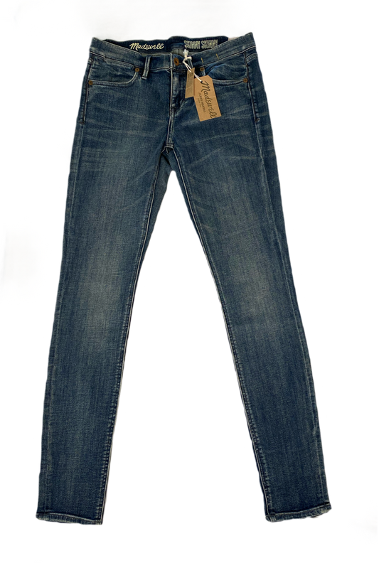 Madewell Skinny Skinny jeans - NWT Introducing Madewell's Skinny Skinny Jeans in a size 27 x 32 with NWT. These jeans are perfect for everyday wear and are designed 