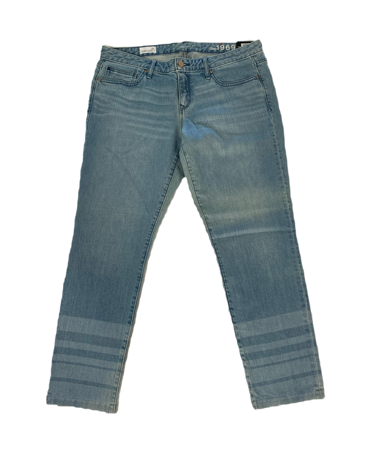 GAP Always Skinny Skimmer Low Rise Jeans - NWTGAP Always Skinny Skimmer jeans with bleach detail - NWTSkinny Skimmer Jeans - NWTPants