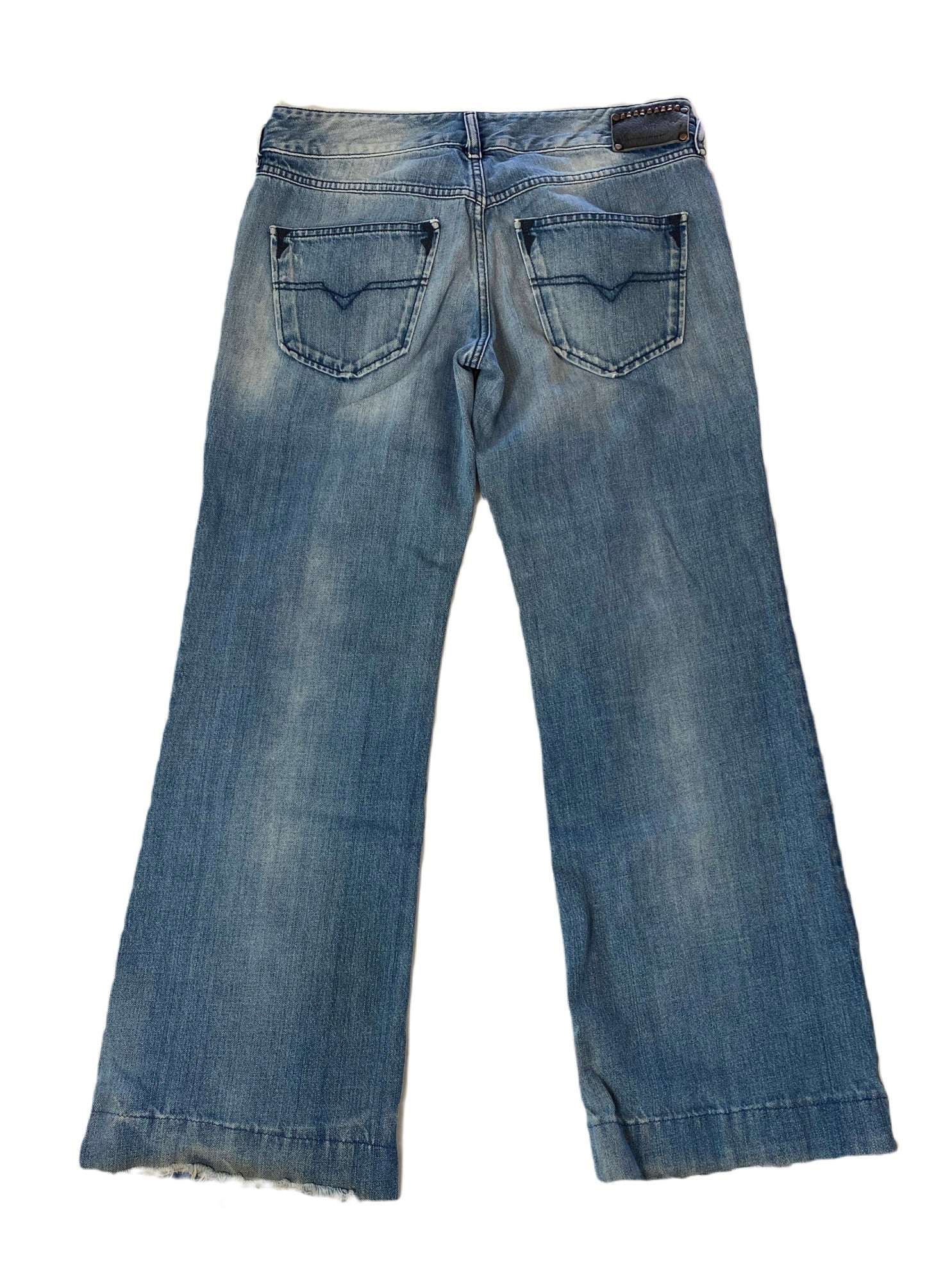 Diesel VIXY Wide Leg Denim Jeans Diesel VIXY worn look wide leg denim jeans.