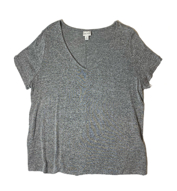 Ava & Viv Shorts Sleeve Grey Knit Shirt Ava & Viv heathered grey v-neck knit short sleeve top.