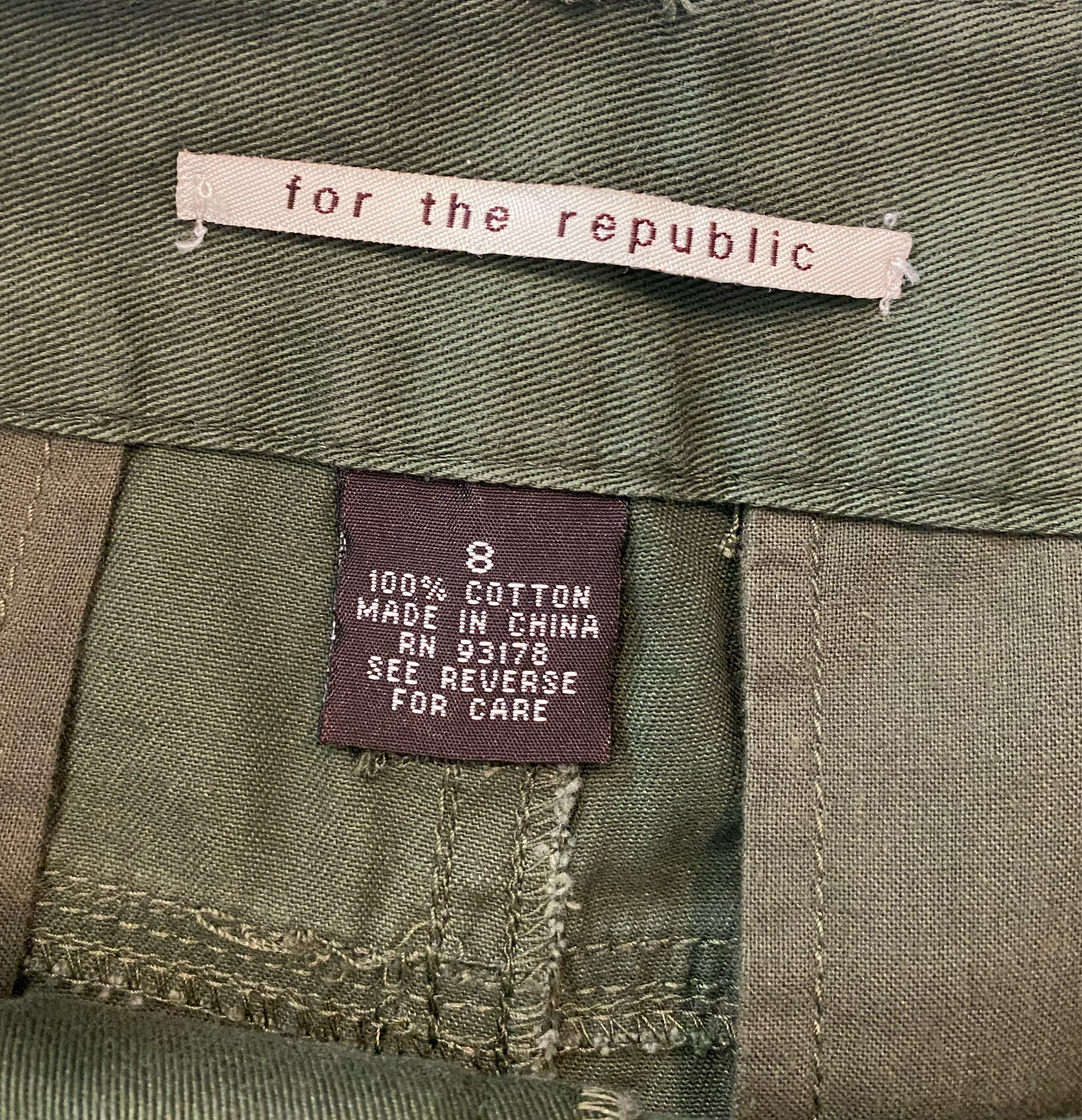 For the Republic Short Green Skirt For the Republic short straight green skirt with pockets.
Wear this as a neutral color with sandals and a denim jacket for an easy day out and about.