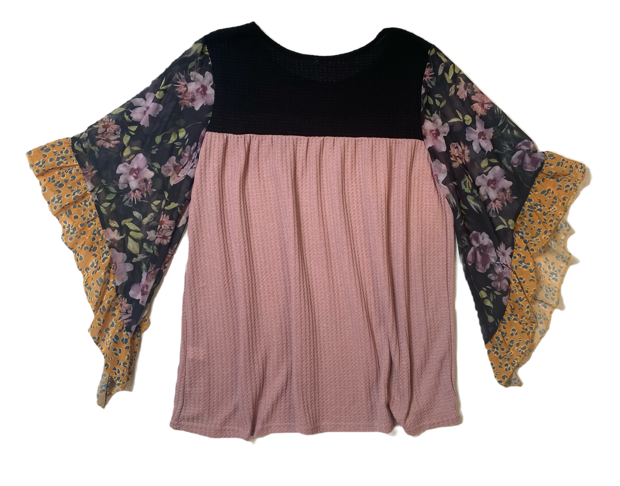 UnmarkedMauve and black shirt with multi colored flowy printed sleeves.
What a great shirt to transition into Fall with!! Pair with leggings or jeans.Womens TopsMauve Shirt with Flowy Printed SleevesFlowy Printed Sleeves