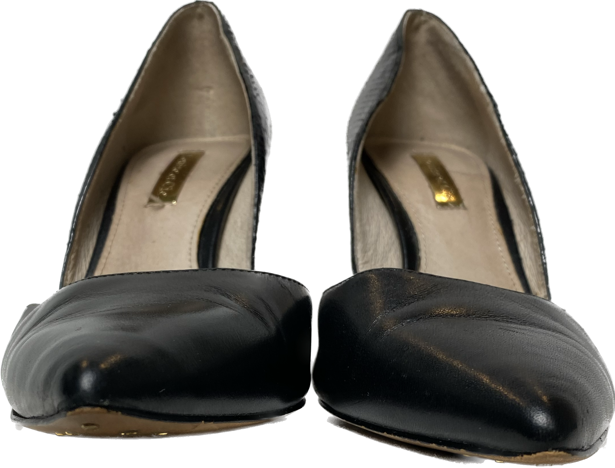 Louie et Cie Black D'Orsay Pumps Classic black d'orsay pump with Amazon Snakeskin on the back half of shoe and Coastal Calf Leather on the front. They feature 3.5" heels.
Looking for the ideal shoe 