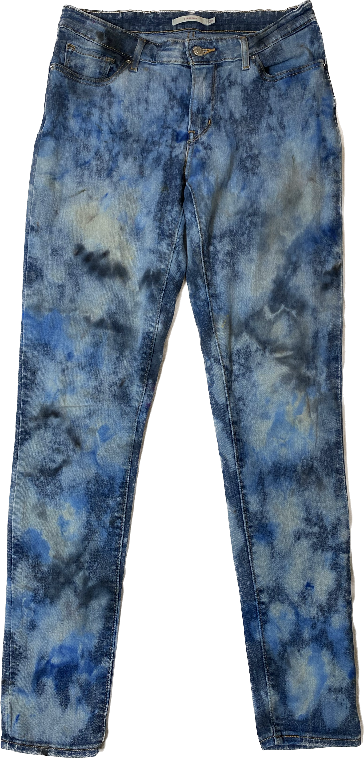 REFRESHED - Levi's 711 Hand Dyed Skinny Blue Jeans Size 29  Get ready to rock in these REFRESHED Levi's 711 Hand Dyed Skinny Blue Jeans. Available in size 29, these 